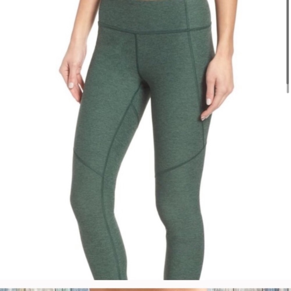 Green OV Leggings
